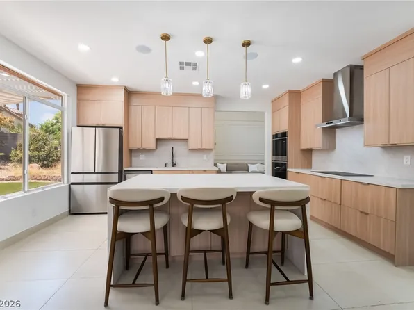 8253 Ruby Mountain Way, Las Vegas, NV 89128
