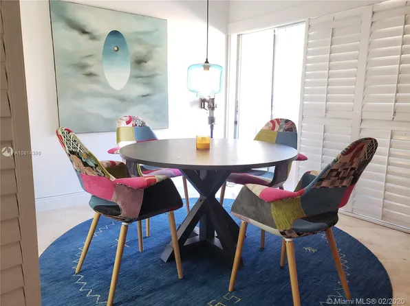 5838 SW 74th Ter APT 309, South Miami, FL 33143