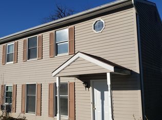 2 Golf Course Rd, Dillsburg, PA 17019