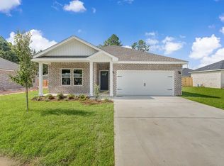 96 Azalea Dr, Freeport, FL 32439