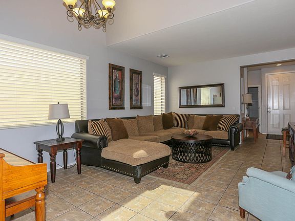5th image of 3502 E Arianna Ave