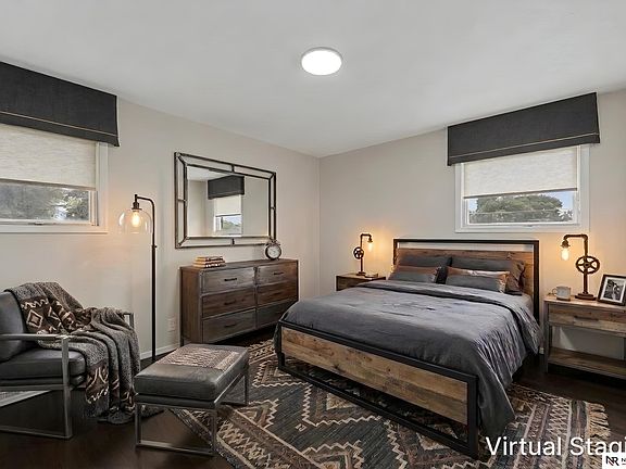 4th image of 1705 Terry Ave