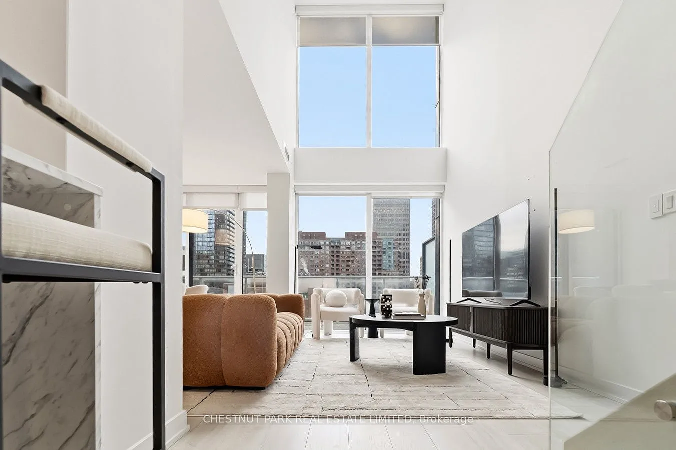 3 bed, $5,500 — Photo 2