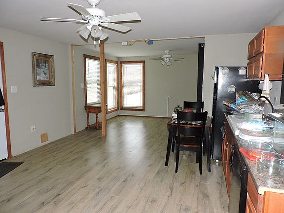 5th image of 7330 Rolling Hill Ln