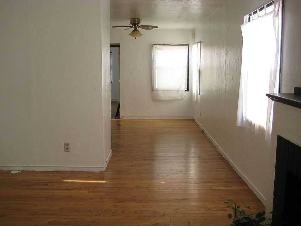 2nd image of 8618 Hillside St