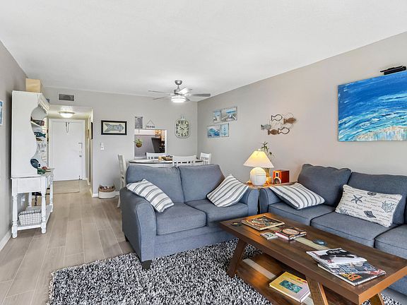 4th image of 5 Abbey Lane #202
