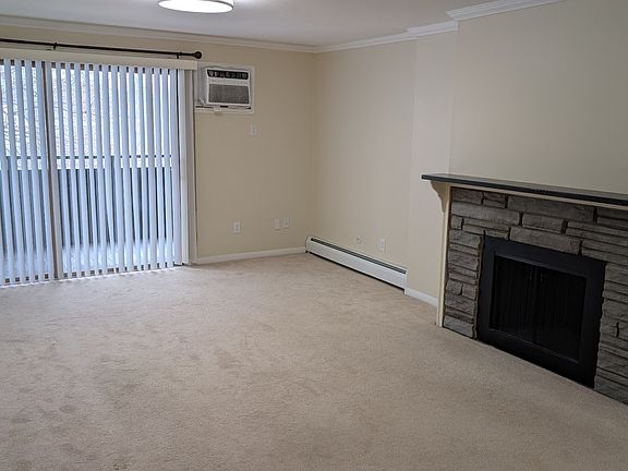 5th image of 20 Kennedy Pkwy #120