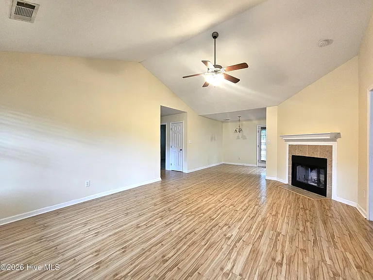 206 Corley Cir — Photo 2