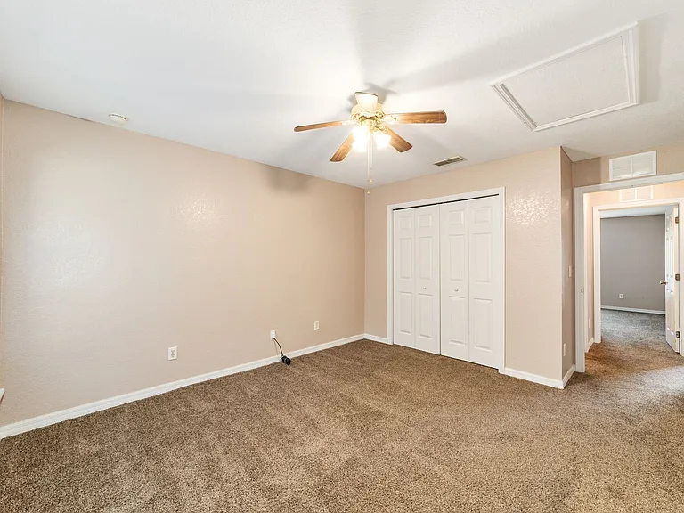 19619 SW Eagle Dr — Photo 30