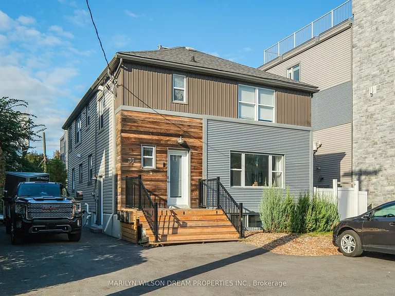 35 Donald St #3 — Photo 1