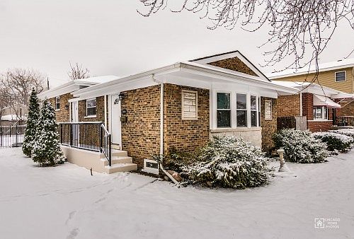 2nd image of 9201 S La Salle St