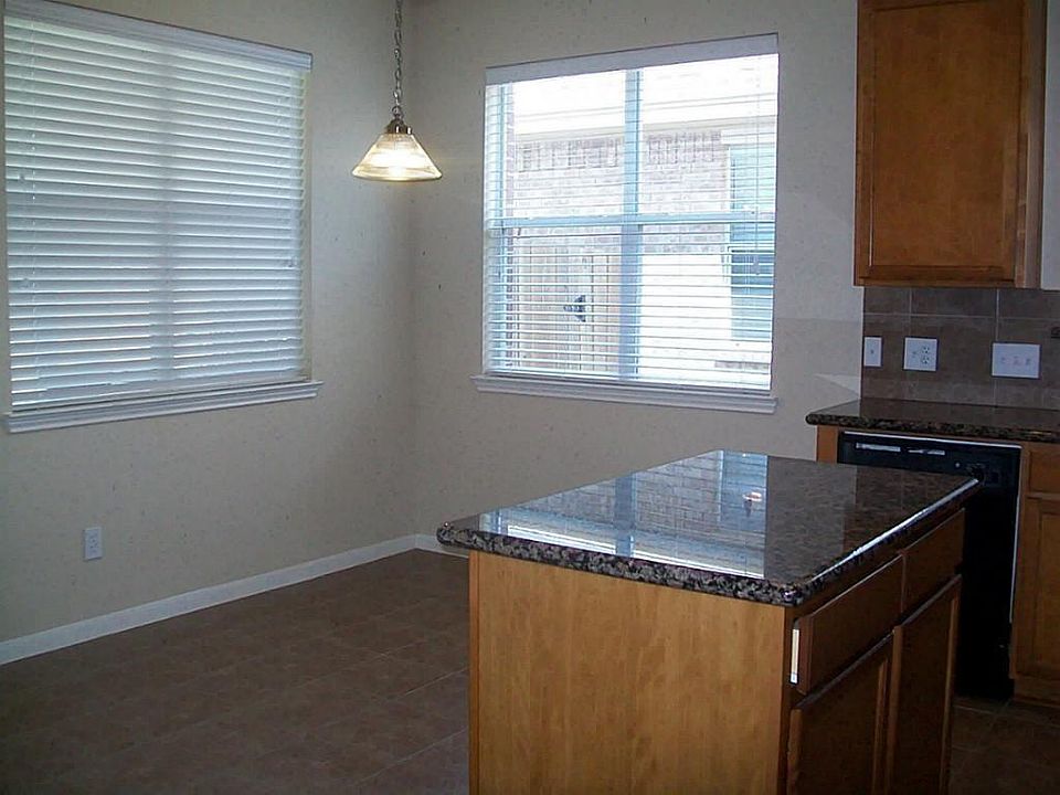 1st image of 26318 Longview Creek Dr