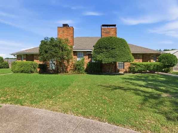 119 Larchbrook Dr, Desoto, TX 75115