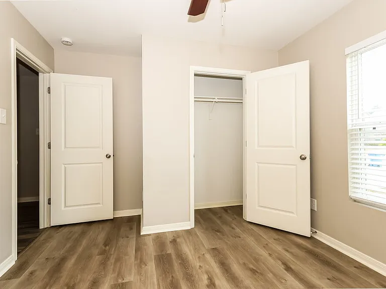 15653 Del Norte Dr — Photo 13