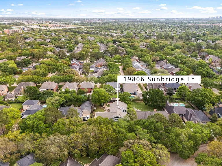 19806 Sunbridge Ln — Photo 42