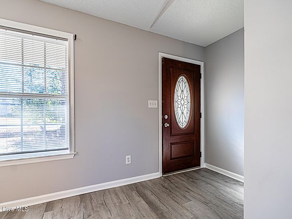 5th image of 625 Blue Jean Road