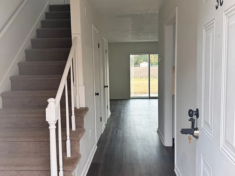 118-132 133 Riverbirch Dr — Photo 11