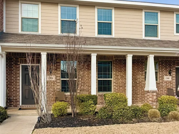 2304 Greystone Dr, Denton, TX 76207