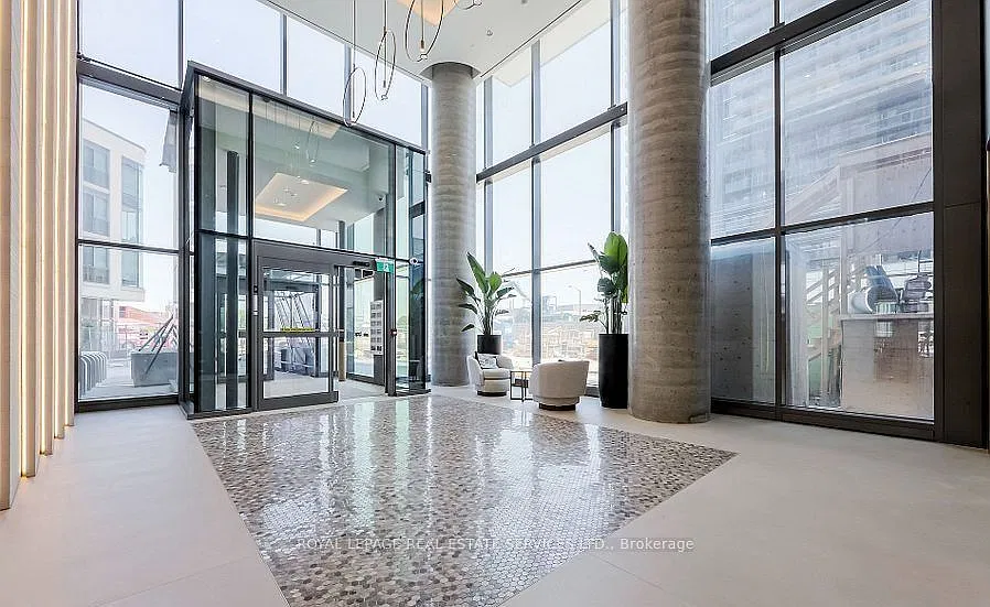 2 bed, $2,650 — Photo 2