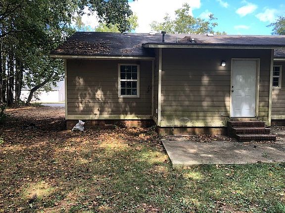 Exterior back_10032022