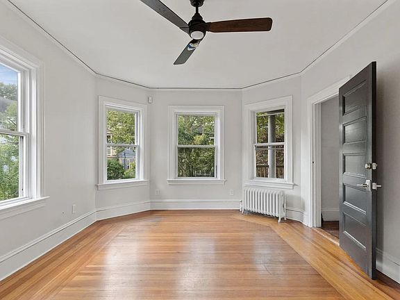 4th image of 15 Belair Ave Floor 2