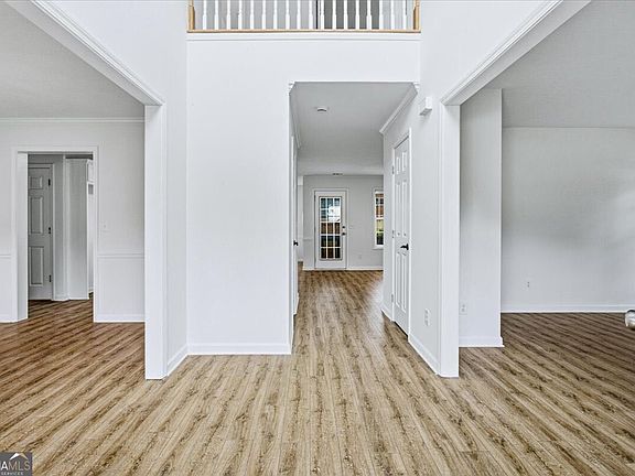 4th image of 3526 Shoal Trail Dr