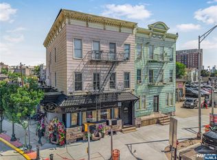 326 32nd St, Union City, NJ 07087