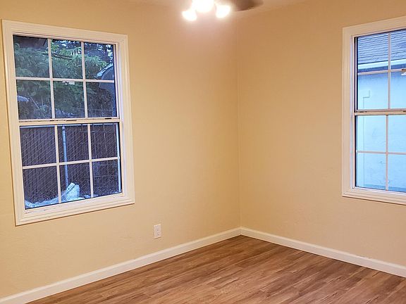 4th image of 22709 Souza Ct