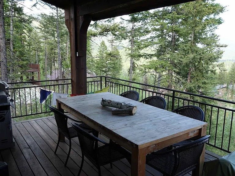 Main level deck
