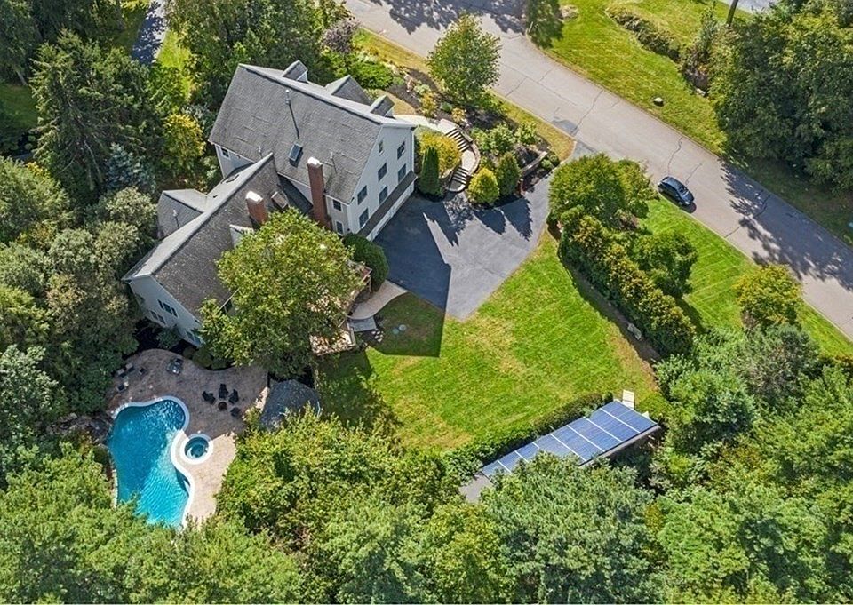 1st image of 1 Gussett Rd