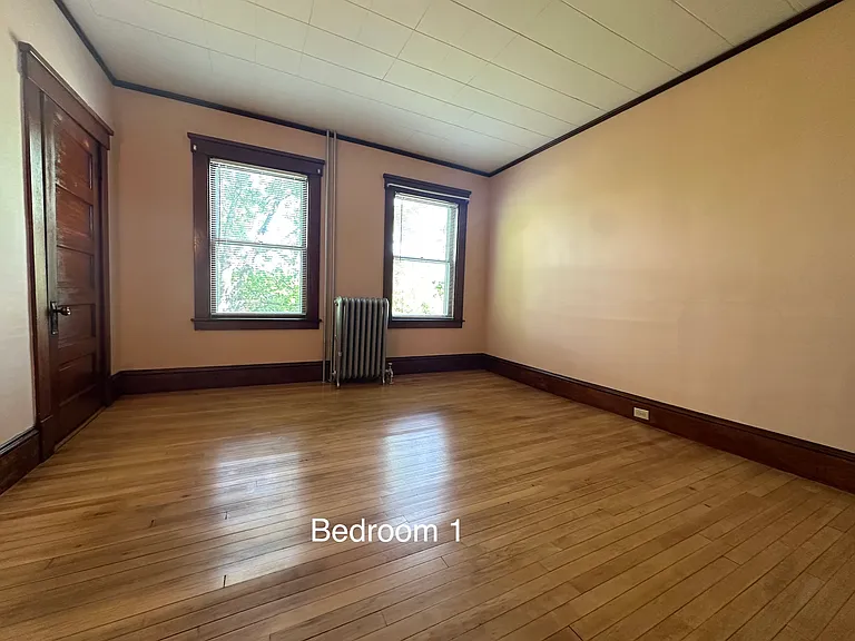 263 Silver St — Photo 6