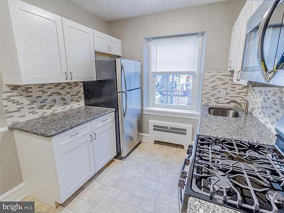 2nd image of 709 N Broom St APT 5