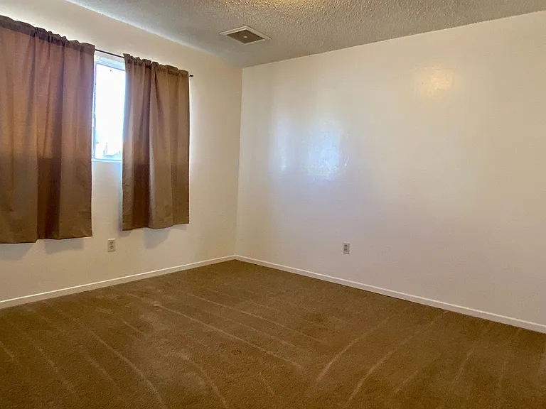 121 S Norma St — Photo 9