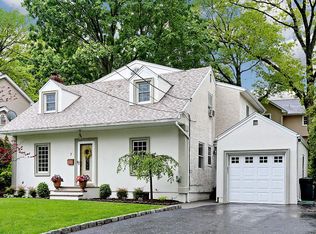 7 Malvern Pl, Glen Rock, NJ 07452