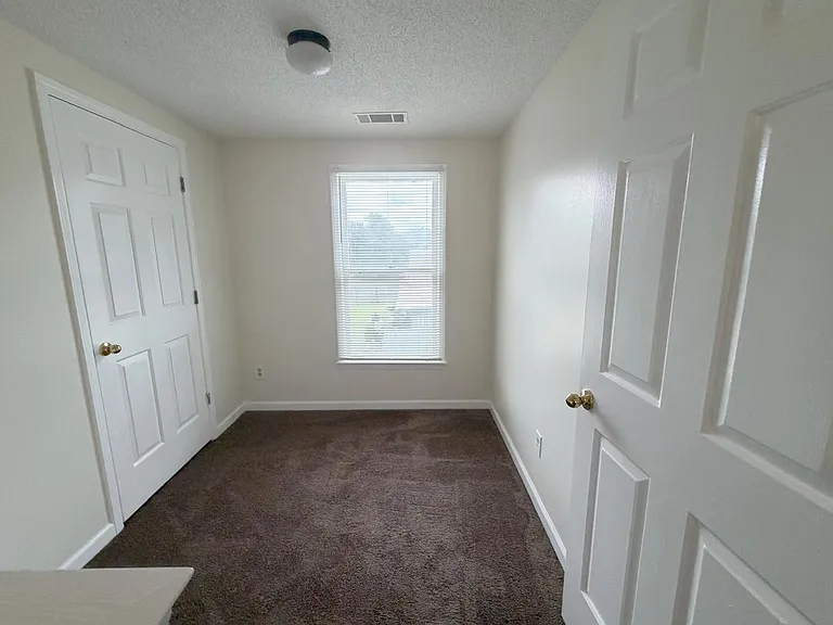 7472 Hedgington Dr — Photo 19