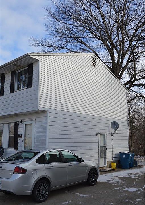2nd image of 4623 Riverside Dr