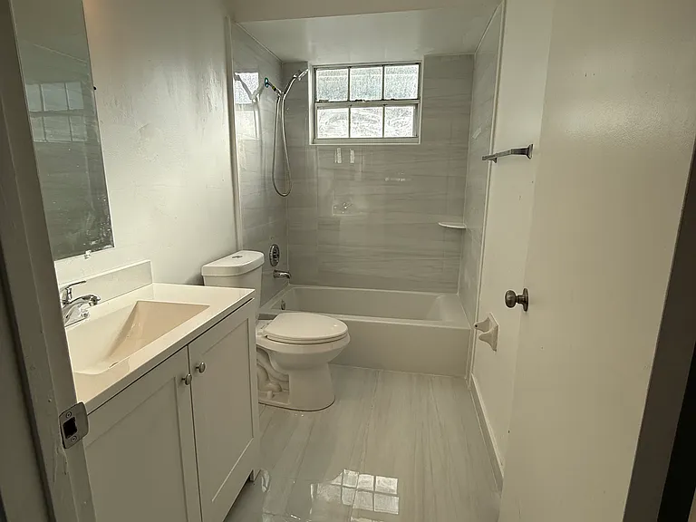 127 SW 159th Way — Photo 48
