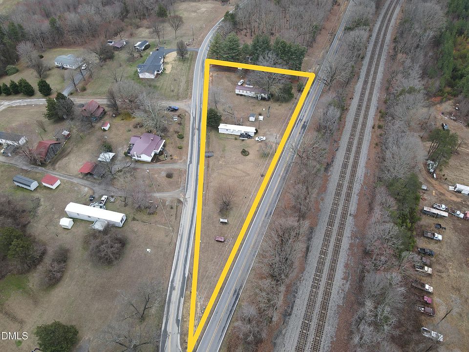 1st image of 96 Pelham Loop Rd