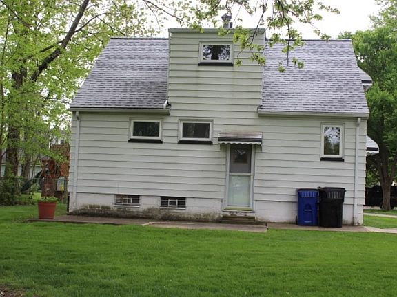 3rd image of 15510 Judy Ct
