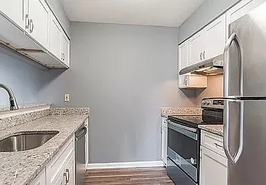 Building Photo - 200 Spring Maiden Ct #101