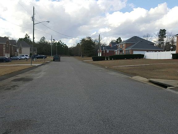 4th image of 1023 Patriot Dr