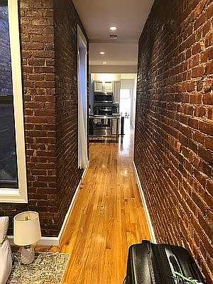 4th image of 36 E 7th St APT 4e