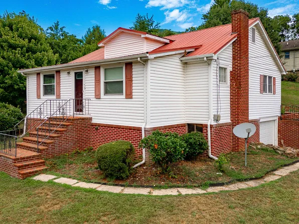 151 Ventor Dr, Weber City, VA 24290