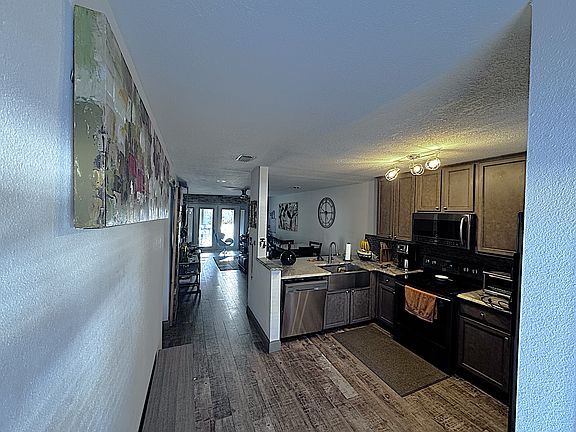 4th image of 2950 Plaza Terrace Dr #2950