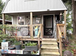 5 Rock Rd, Marion, KS 66861