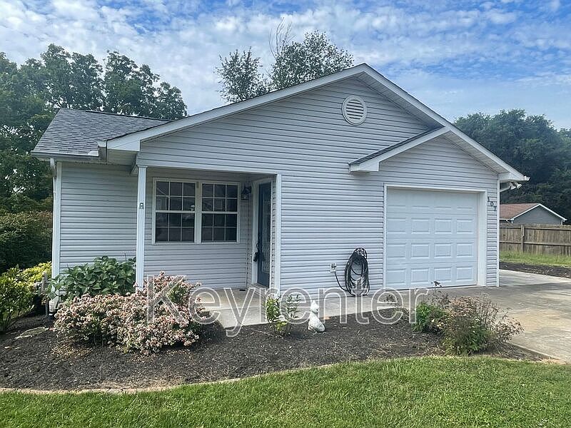 1st image of 107 Miranda Way