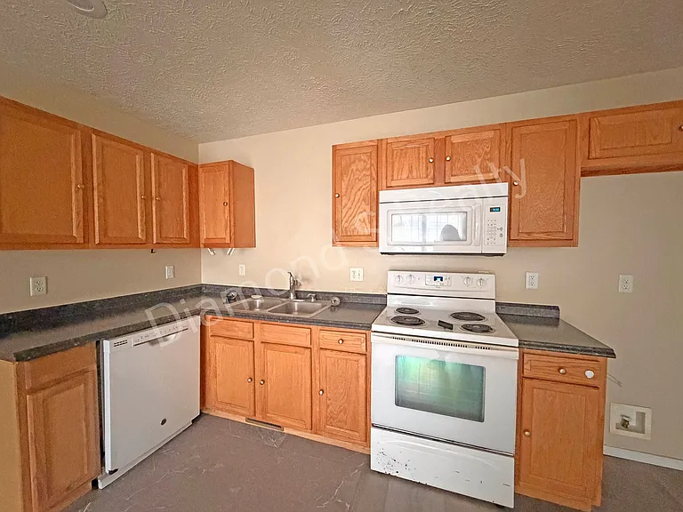 1452 N Ethyl Ave — Photo 6