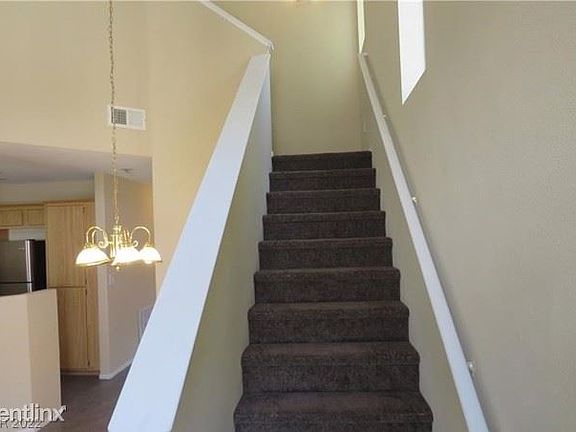 5th image of 9668 Belle Regal St