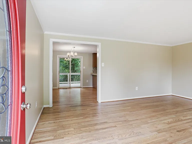 10617 Wheatley St — Photo 2