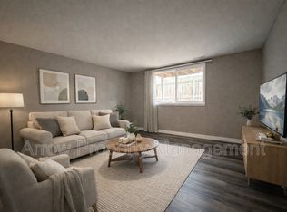 1027 A St #12, Lincoln, NE 68502